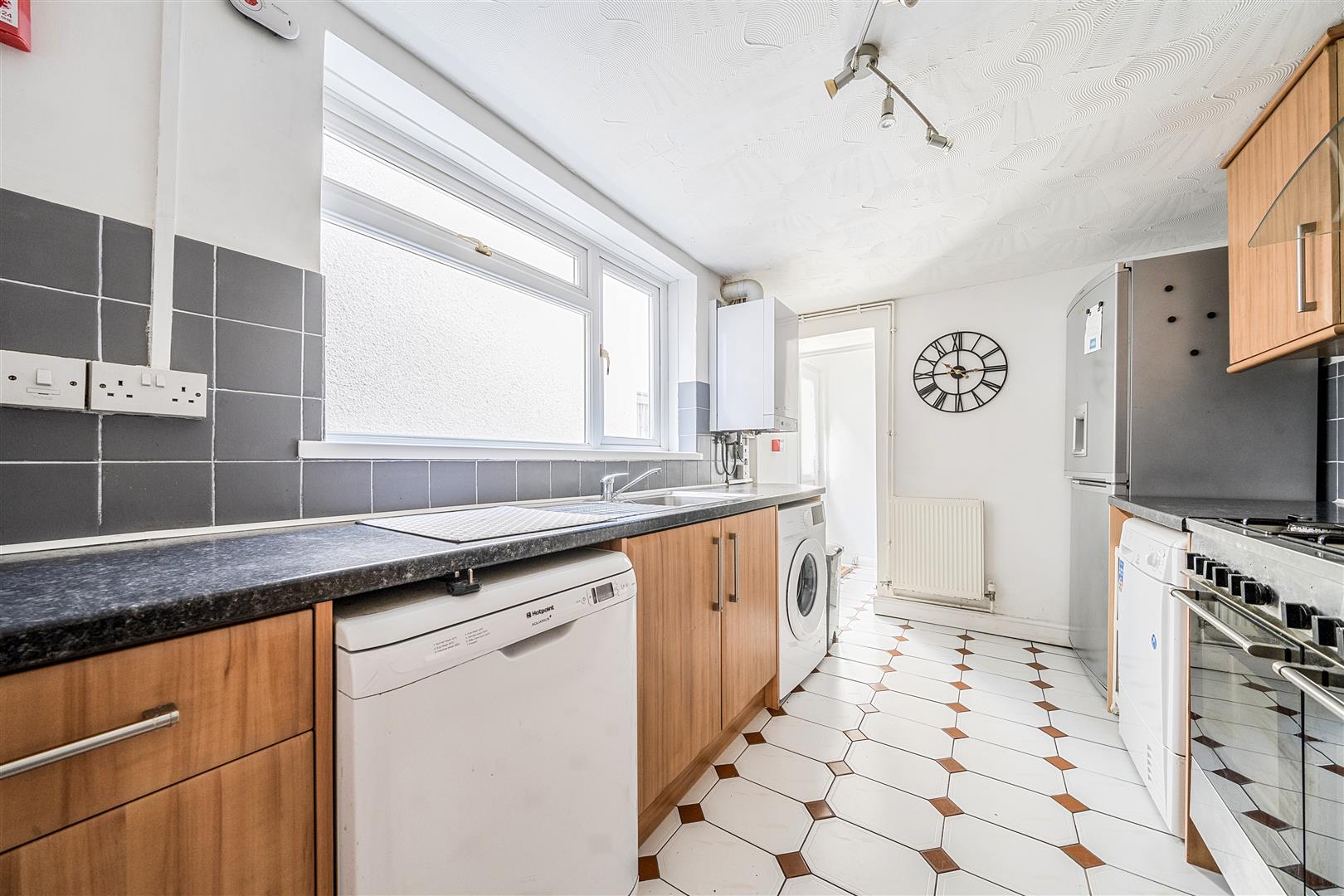 Glamorgan Street, Sandfields, Swansea, SA1 3SY